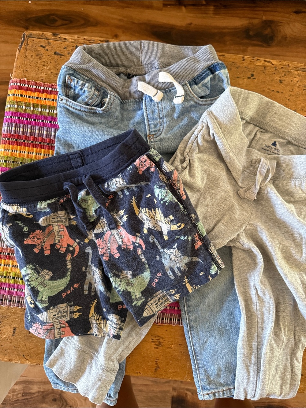 GAP bundle: Dino robot shorts, jeans and sweats